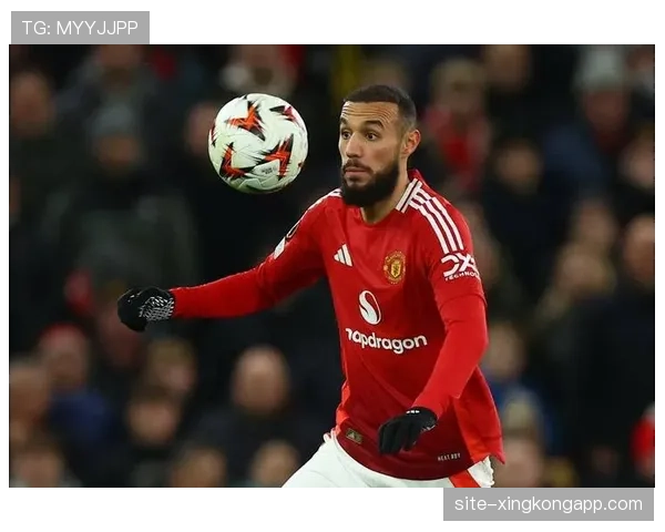 曼联客场挑战维拉 冲击欧冠资格的关键战役